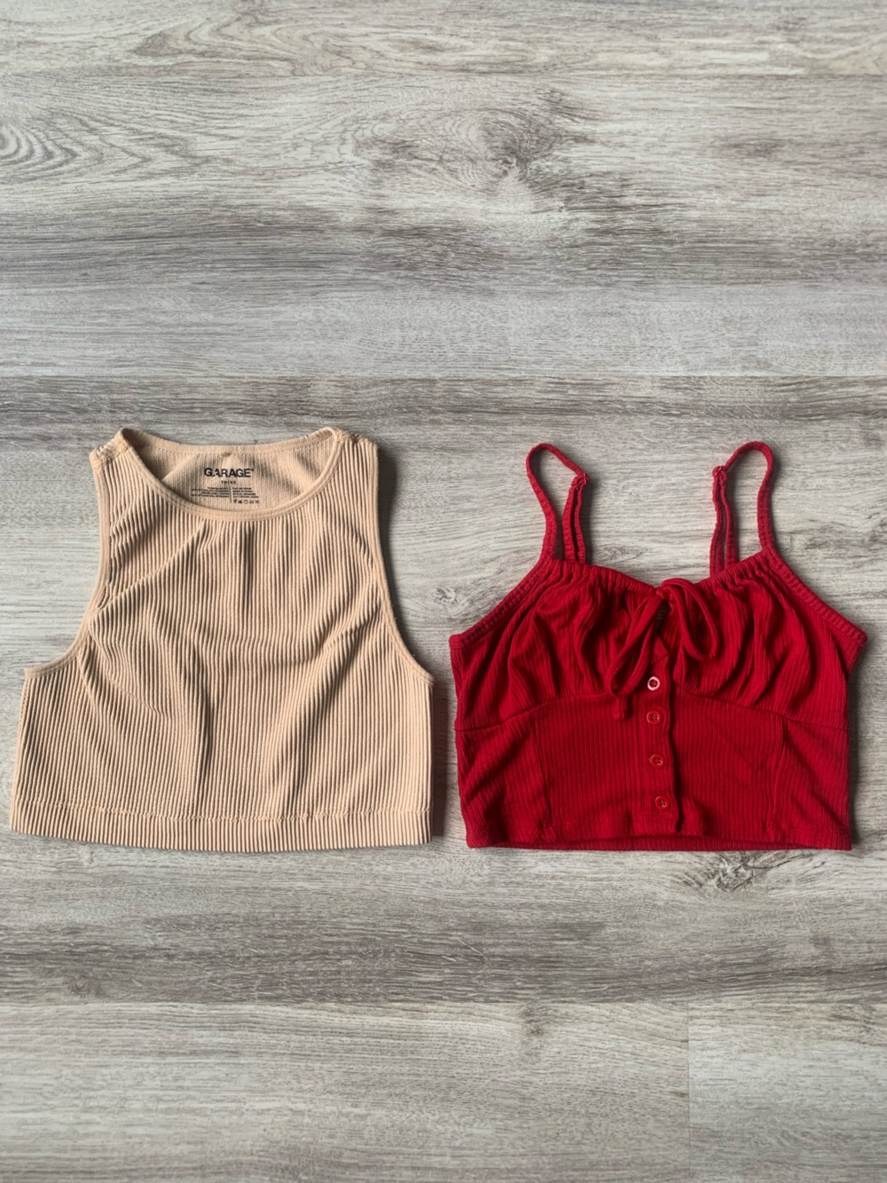 🔥Bundle of Garage Cropped Tank Tops size XS & XXS